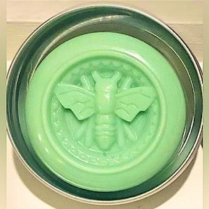 🐝 The Wandering Bee Solid Lotion Bar - Peppermint Eucalyptus 🐝